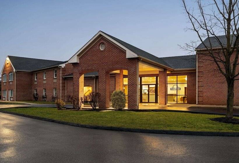 ホテル Days Inn & Suites By Wyndham Lancaster Amish Country