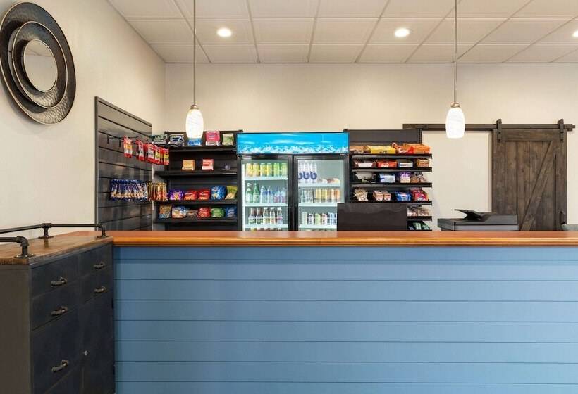 ホテル Days Inn & Suites By Wyndham Lancaster Amish Country