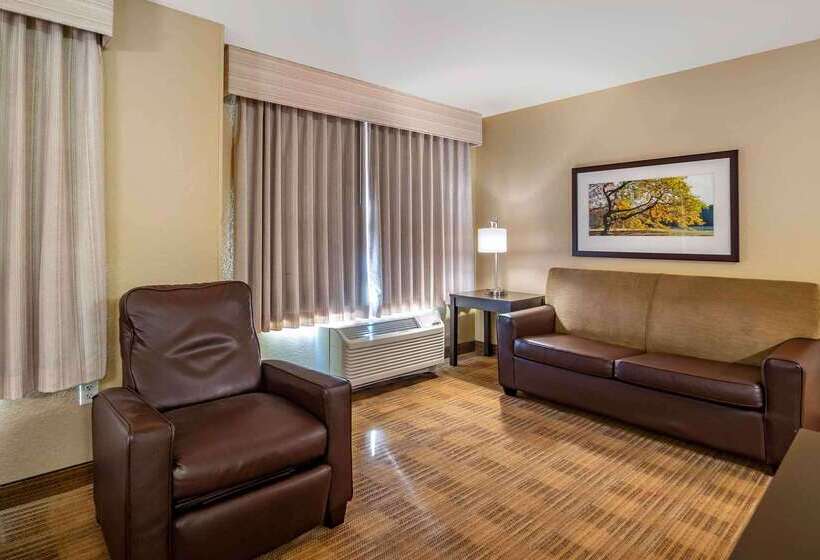 فندق Extended Stay America Suites   Tampa   Airport   N Westshore Blvd