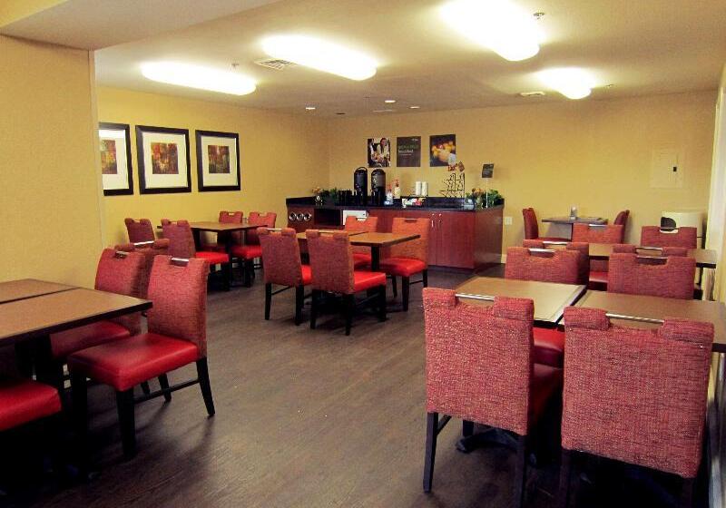 فندق Extended Stay America Suites   Tampa   Airport   N Westshore Blvd