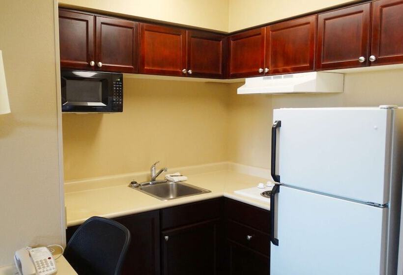 בית מלון כפרי Baymont By Wyndham Auburn Hills South