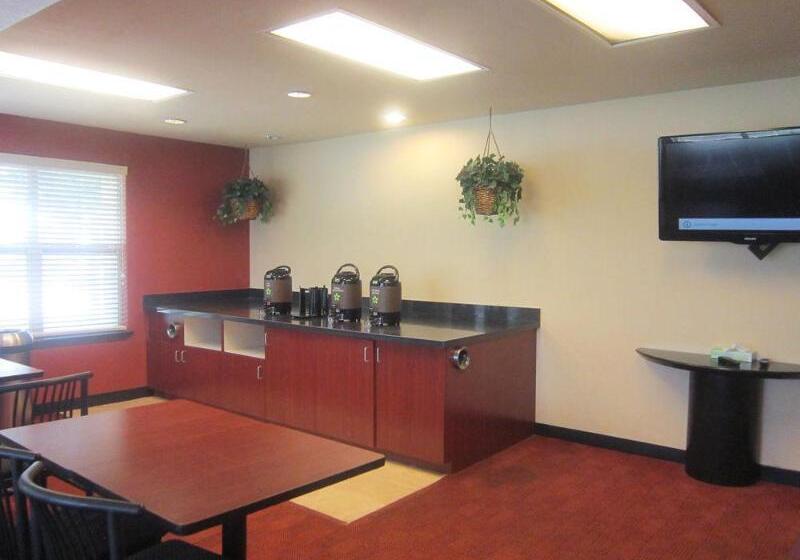 בית מלון כפרי Sonesta Simply Suites Stafford