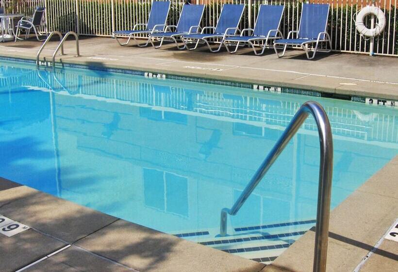 호텔 Extended Stay America Suites  Jacksonville  Deerwood Park