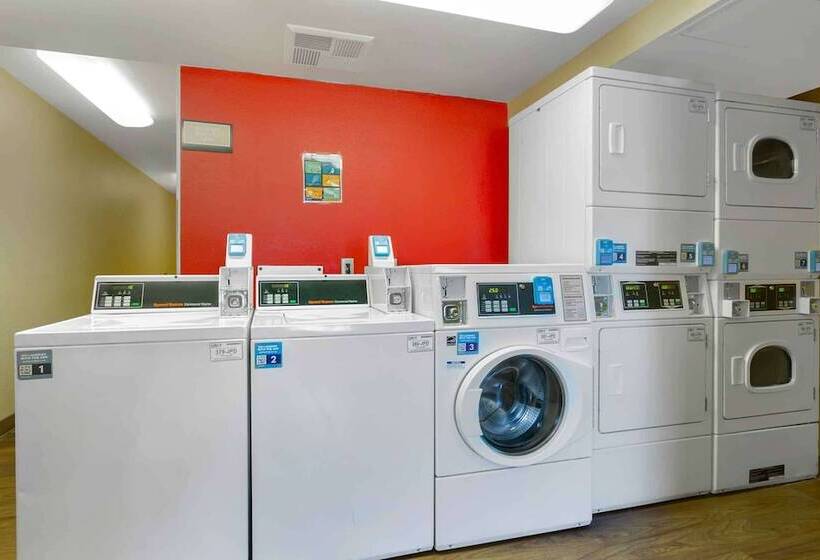 בית מלון כפרי Extended Stay America Select Suites   Phoenix   Airport   E Oak St