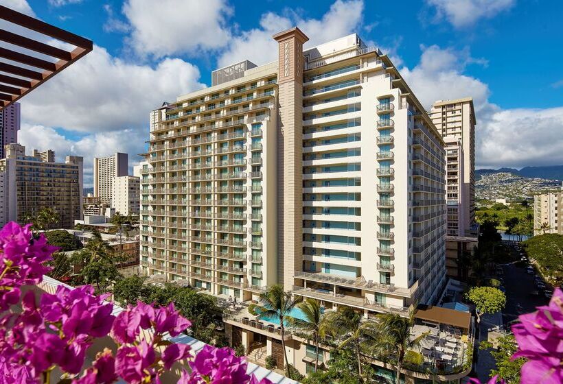 Отель Hilton Garden Inn Waikiki Beach