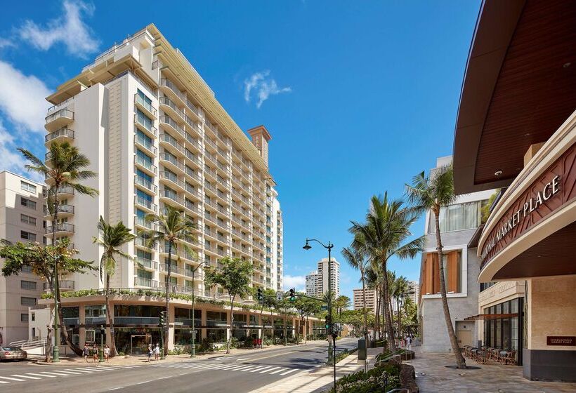 Отель Hilton Garden Inn Waikiki Beach