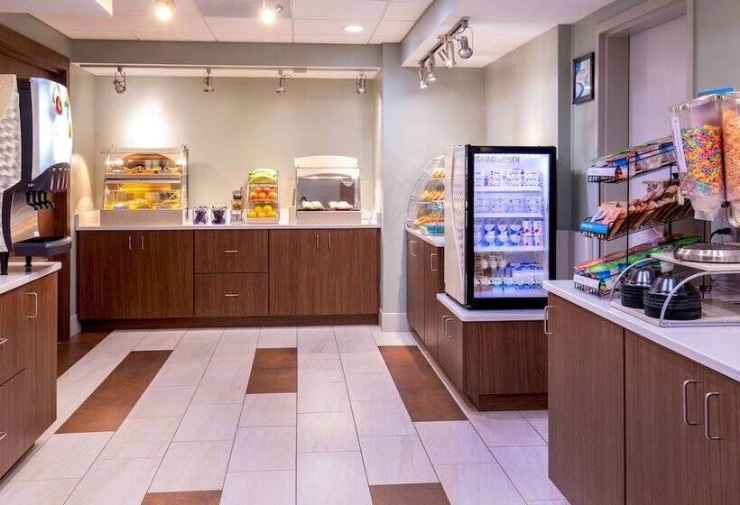 هتل Holiday Inn Express Chesapeake   Norfolk, An Ihg