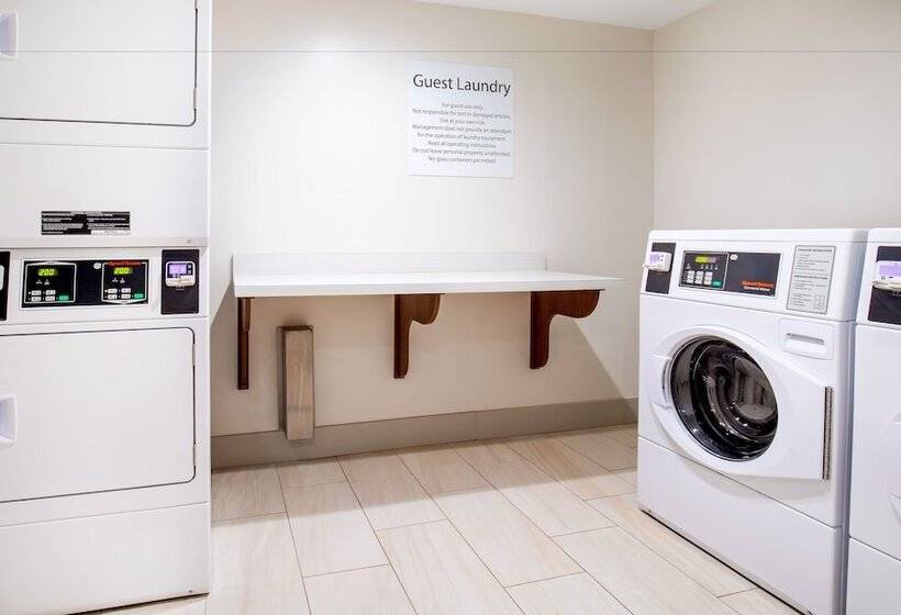 בית מלון כפרי Holiday Inn Express Chesapeake   Norfolk, An Ihg