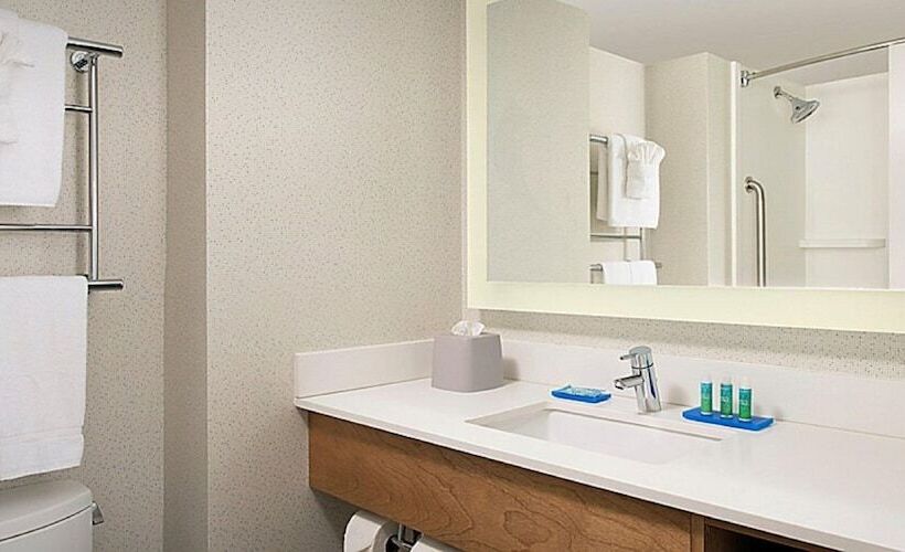 בית מלון כפרי Holiday Inn Express Chesapeake   Norfolk, An Ihg