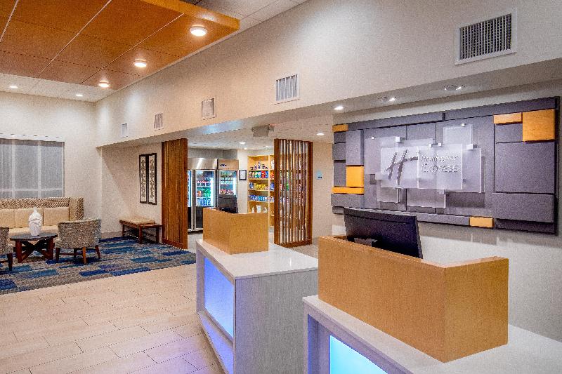 בית מלון כפרי Holiday Inn Express Chesapeake   Norfolk, An Ihg