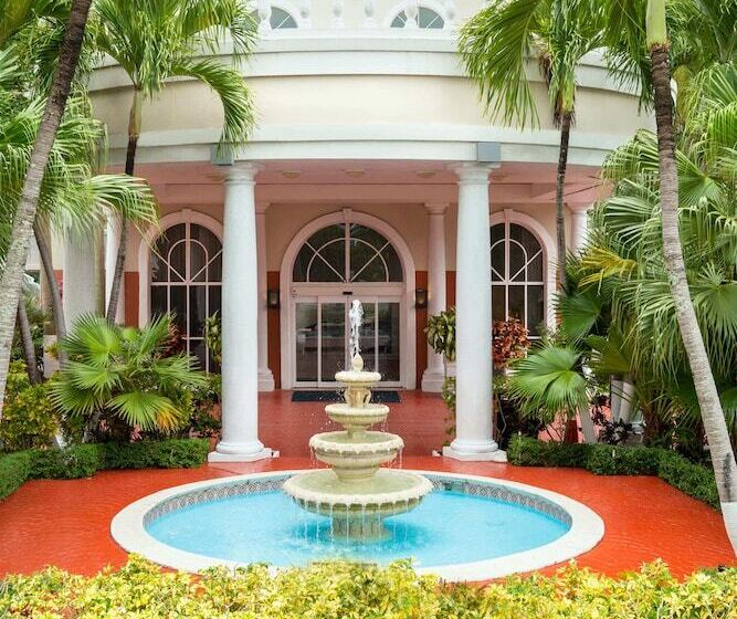 فندق Holiday Inn Express Miami Airport Doral Area, An Ihg