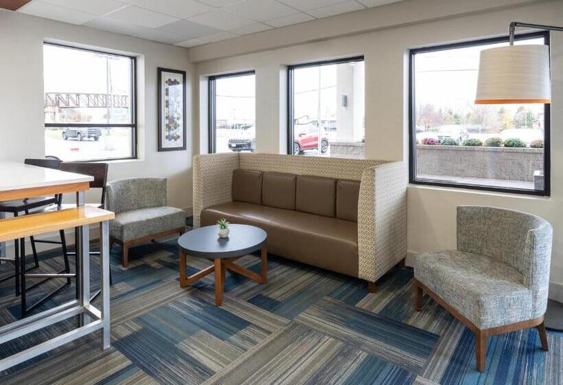 Отель Holiday Inn Express Rochester   Greece, An Ihg