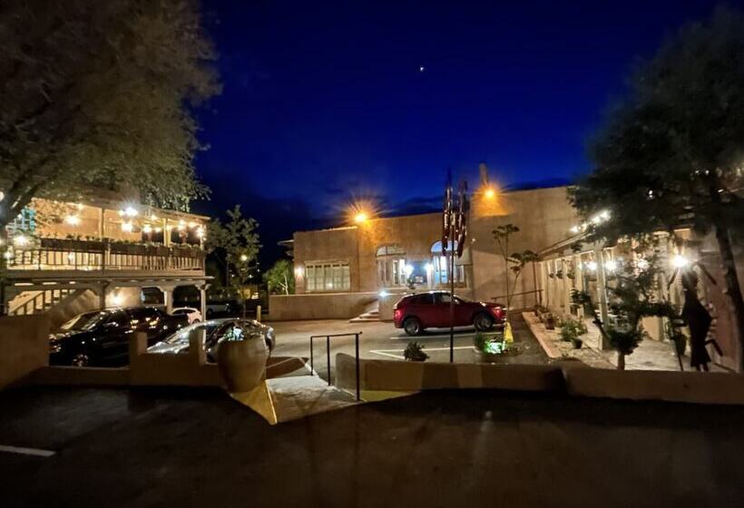 Отель Inn At Vanessie