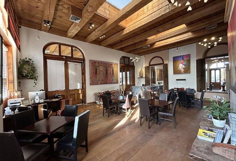 Отель Inn At Vanessie