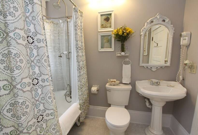 호텔 Kelley & Young Wine Garden Inn