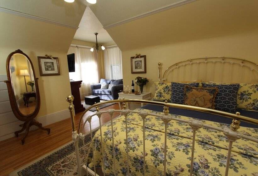 호텔 Kelley & Young Wine Garden Inn