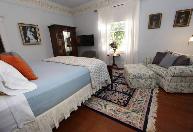 호텔 Kelley & Young Wine Garden Inn