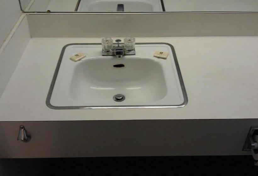 فندق Kings Inn Cleveland