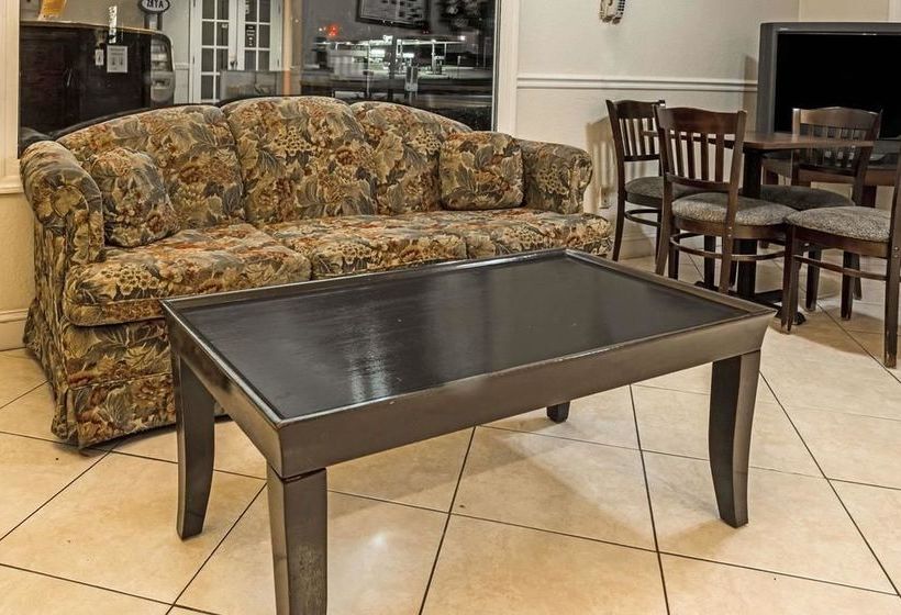 Отель Knights Inn Norcross