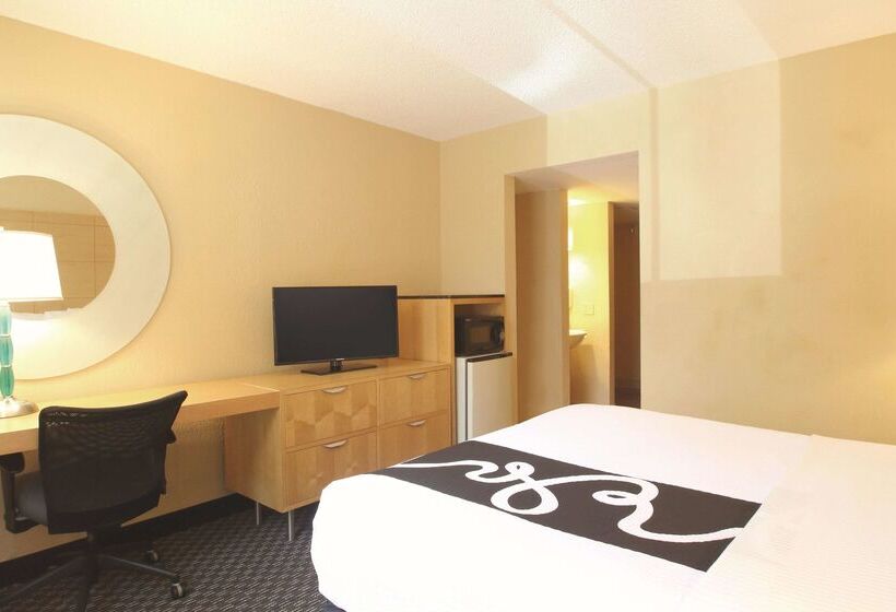 בית מלון כפרי La Quinta By Wyndham Coral Springs South