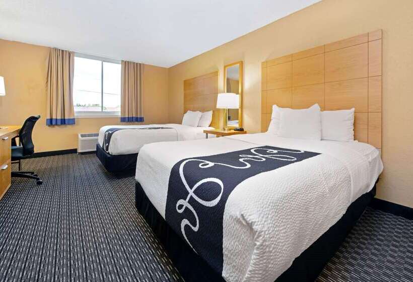 בית מלון כפרי La Quinta By Wyndham Coral Springs South