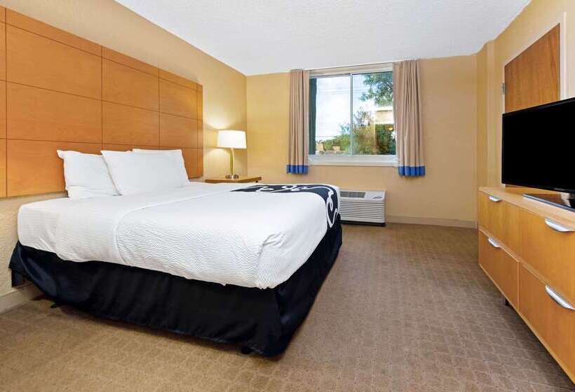 בית מלון כפרי La Quinta By Wyndham Coral Springs South