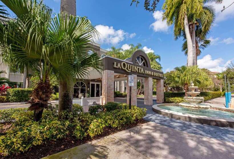 בית מלון כפרי La Quinta By Wyndham Coral Springs South