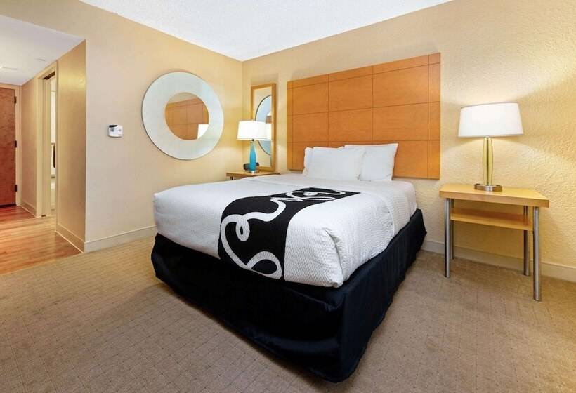 בית מלון כפרי La Quinta By Wyndham Coral Springs South