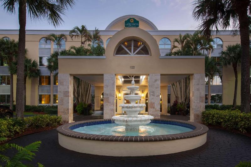 فندق La Quinta I 95 Deerfield Beach   Next To The Home Depot & Behind The Wawa