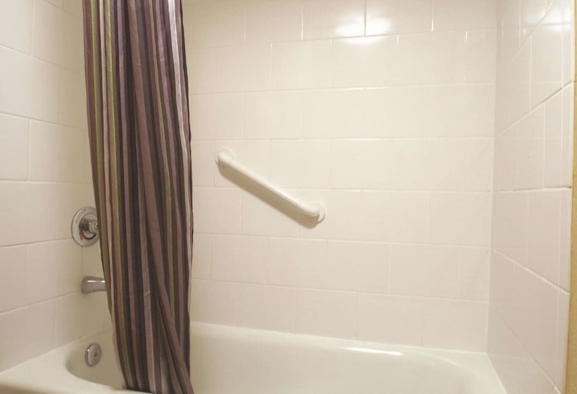 فندق La Quinta I 95 Deerfield Beach   Next To The Home Depot & Behind The Wawa