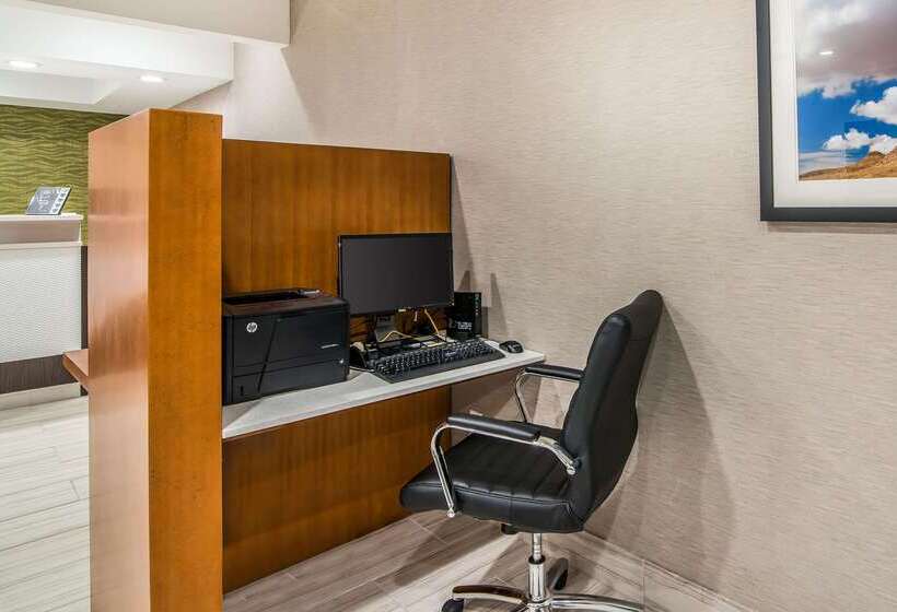 فندق Quality Inn & Suites Near White Sands National Park