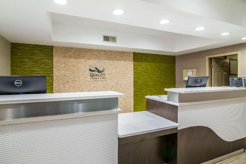 فندق Quality Inn & Suites Near White Sands National Park