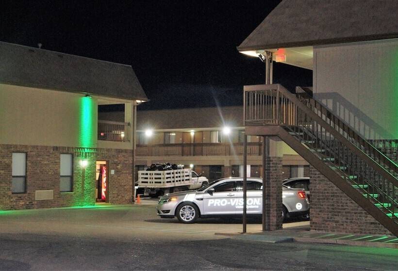 فندق Quality Inn & Suites Near White Sands National Park