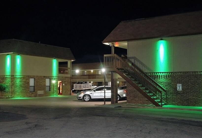 فندق Quality Inn & Suites Near White Sands National Park