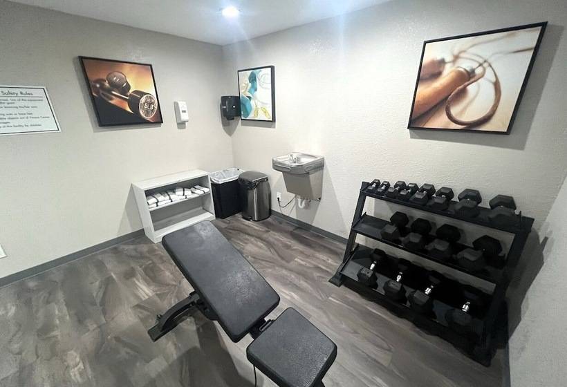 فندق Quality Inn & Suites Near White Sands National Park