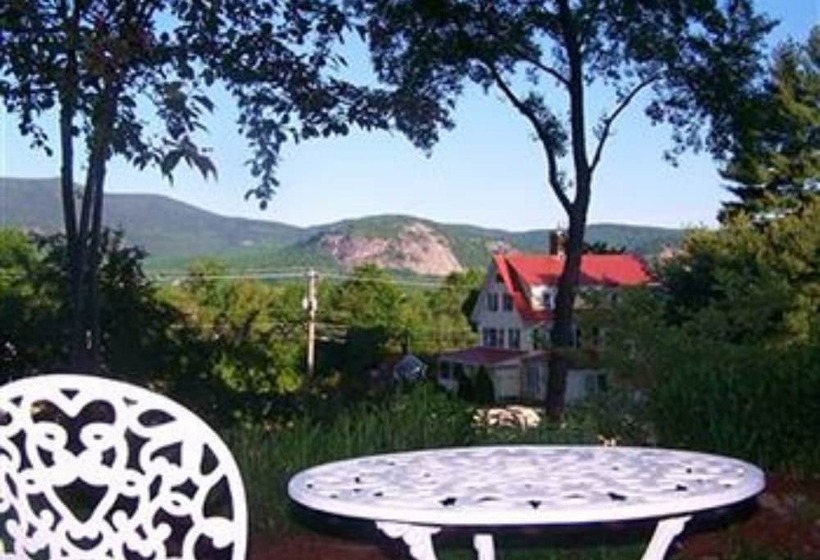 호텔 Red Elephant Inn Bed And Breakfast
