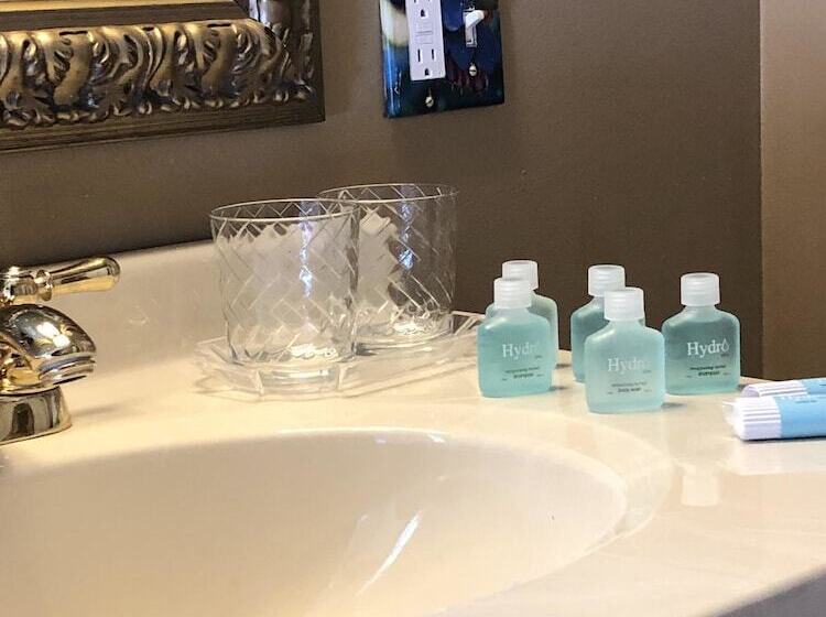 호텔 Red Elephant Inn Bed And Breakfast