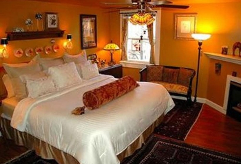 호텔 Red Elephant Inn Bed And Breakfast