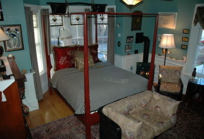 호텔 Red Elephant Inn Bed And Breakfast