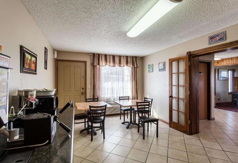 酒店 Dragonfly Inn And Suites