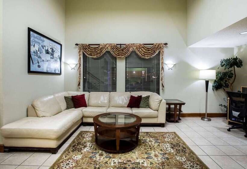 ホテル Spark By Hilton Wichita East