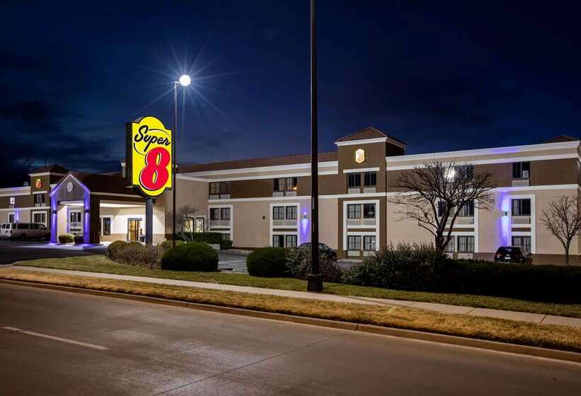 ホテル Spark By Hilton Wichita East