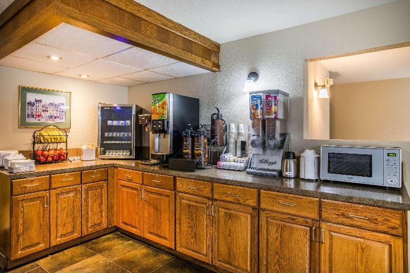 ホテル Spark By Hilton Wichita East