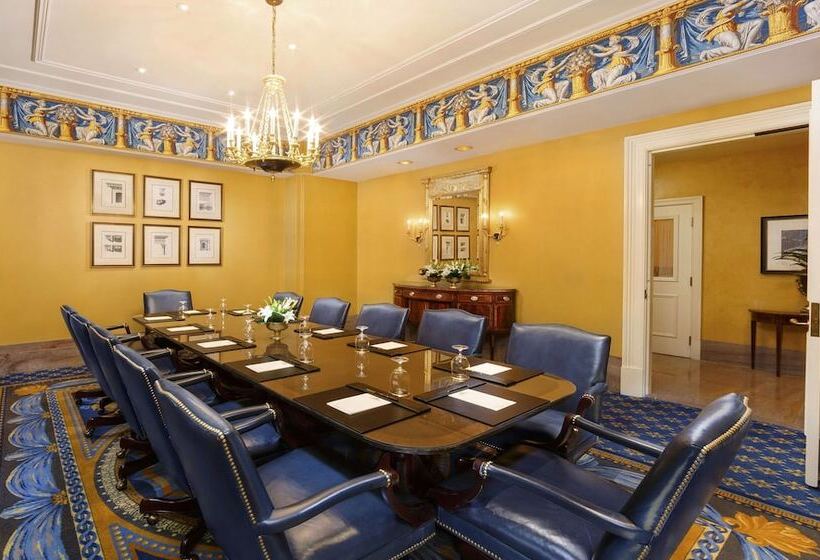 هتل The Hermitage