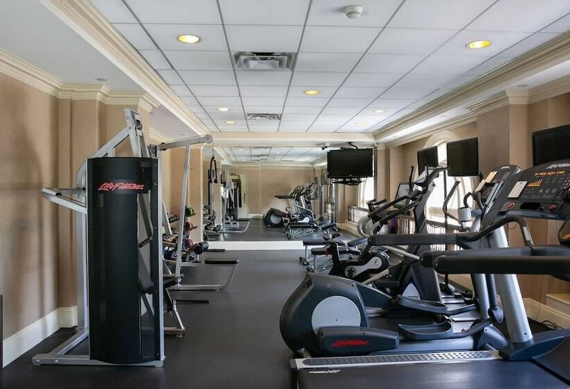 هتل The Hermitage