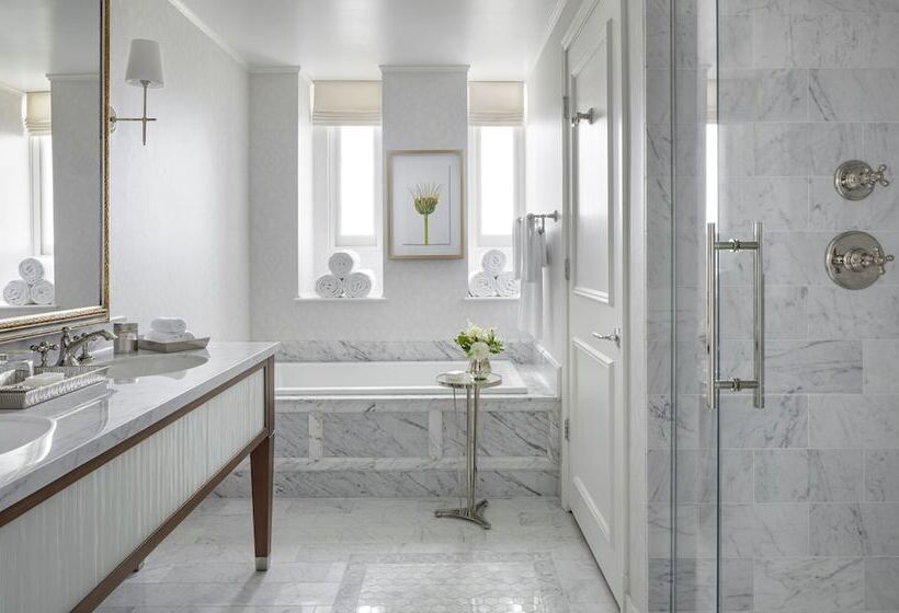 هتل The Hermitage