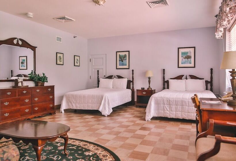 Отель The Lodge At Wakulla Springs