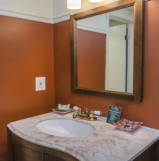 호텔 The University Inn At Emory