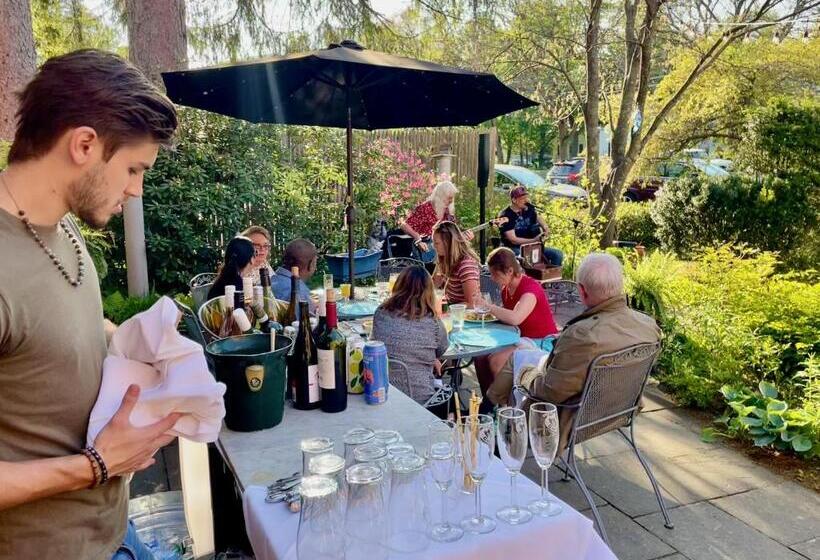 酒店 The Village Inn Of Woodstock