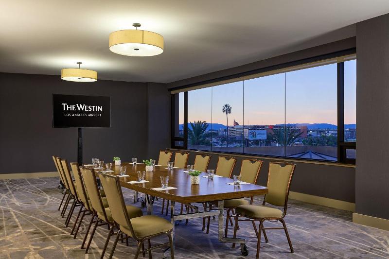 هتل The Westin Los Angeles Airport